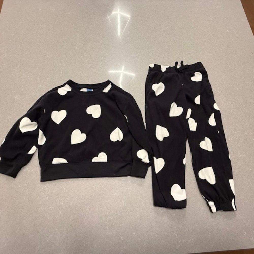 Printed Microfleece Pajama Joggers Piece Black & White Heart Set for Girls XS 5